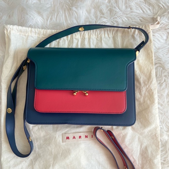Marni trunk bag in medium - Picture 2 of 2
